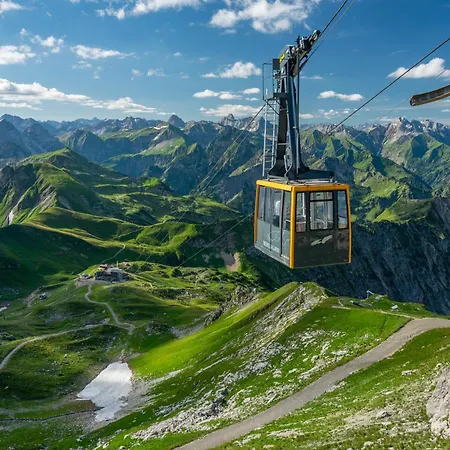Fewo-dorfromantik Mit Kostenlosen Sommerbergbahntickets Und Tiefgarage Oberstdorf